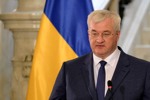 Сибіга: Росія повинна відчути більший тиск задля досягнення миру