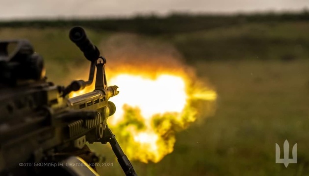 За добу на фронті відбулось 180 бойових зіткнень, ворог завдав 54 авіаудари