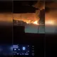 Балістичні ракети вдарили по Києву: пожежа на ринку Почайна, є загиблий