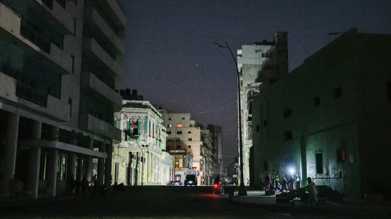 Куба охоплена блекаутом через ембарго США: Трамп хоче захопити острів