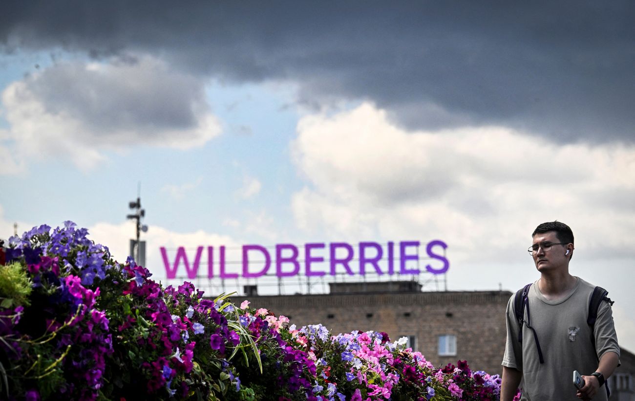 Дрони атакували склади Wildberries у двох регіонах Росії: масштабні пожежі