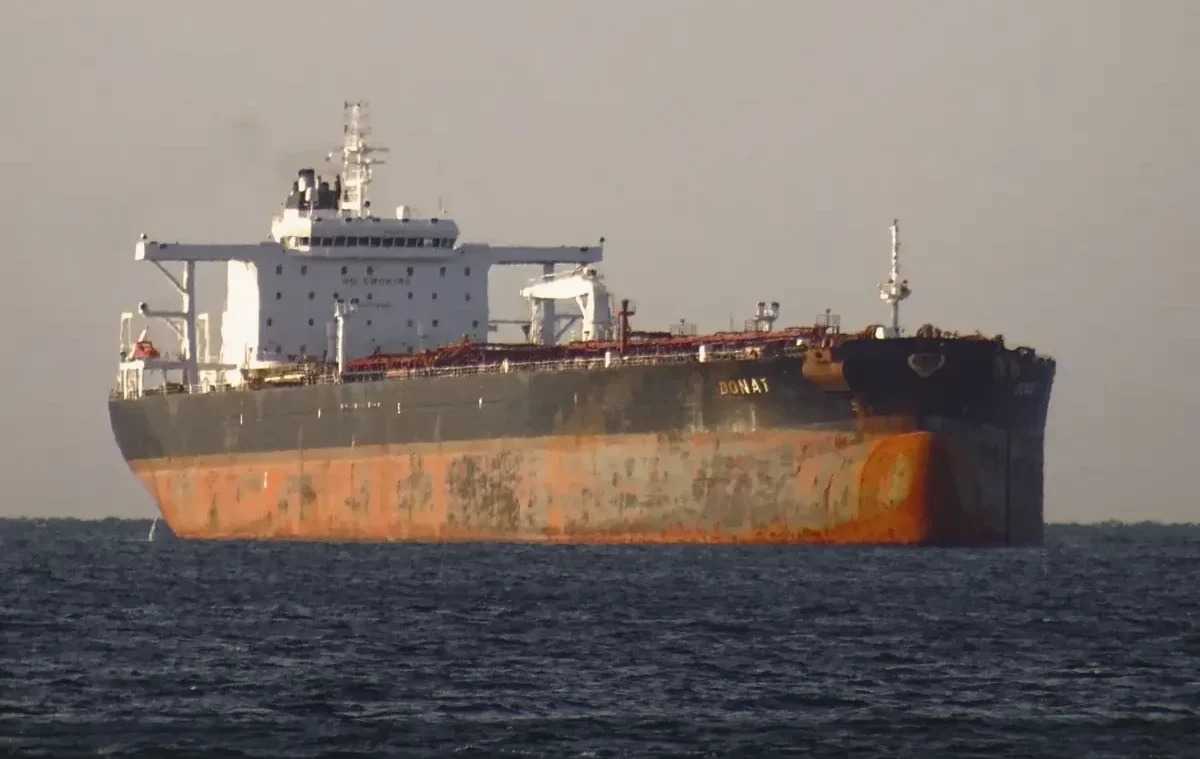Пошкоджений російський танкер дрейфує в Середземному морі: загроза екологічної катастрофи