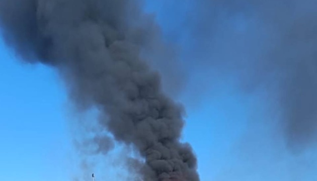 Росія атакувала автобус у Нікополі: один загиблий, один поранений