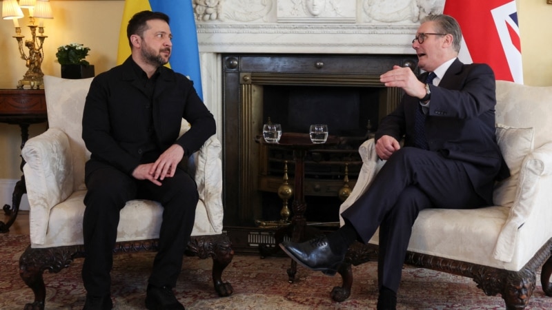 Зеленський та Стармер підписали Декларацію про оборонну співпрацю та виробництво зброї