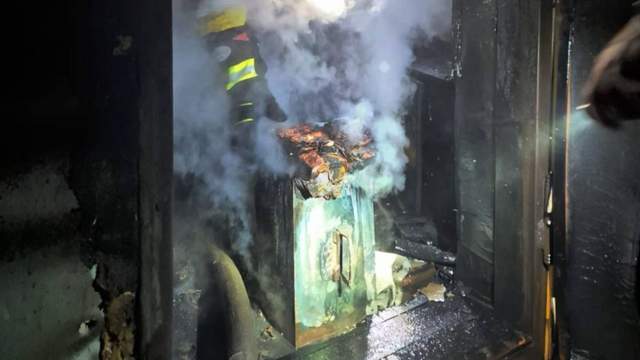 У Львові вибухнув акумулятор у квартирі: шестеро мешканців врятовані