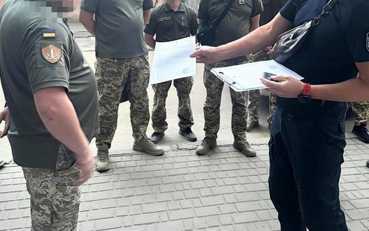 Десятьом військовослужбовцям одеського ТЦК повідомлено про підозру в катуванні та незаконному утриманні людей