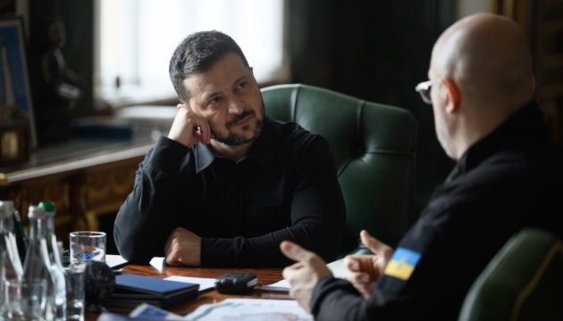 Зеленський та Шмигаль визначили енергетичні пріоритети перед опалювальним сезоном