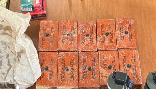 ДБР розпочало операцію «Справедливість для бійців»: 72 обшуки у військових частинах