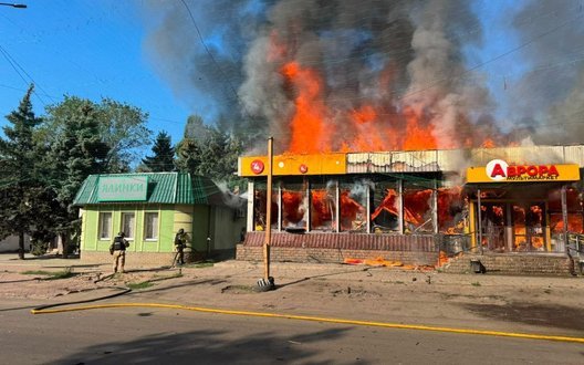 Росія вдарила по Слов'янську та Краматорську вдень: 10 поранених, пошкоджено магазини