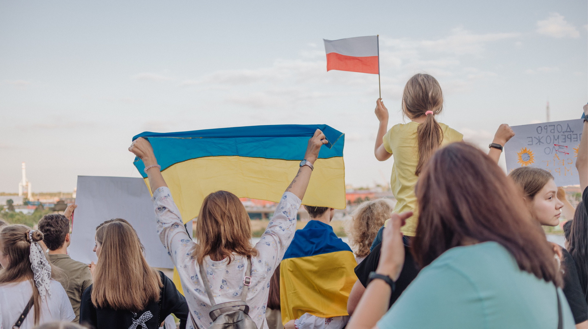 Єврокомісія підтвердила: жінки в ЄС повинні доводити відсутність ухилення від військової служби
