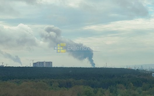 Дрони атакували найбільший НПЗ "Лукойл" у Пермі — виникла пожежа