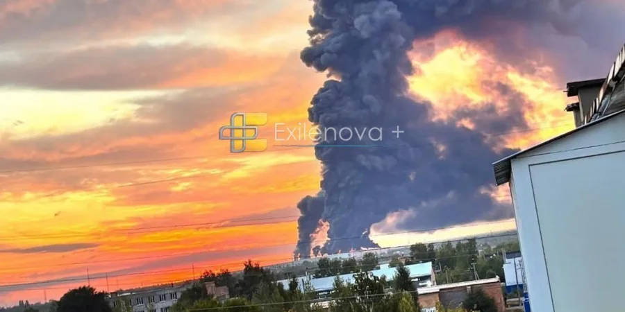 Дрони атакували склад Ozon та НПЗ у Самарській обл. Росії: масштабні пожежі