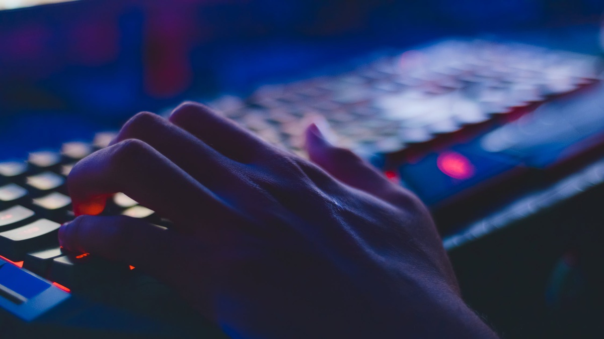 Підозру ще чотирьом членам харківського кол-центру, що ошукав громадян Латвії на 5,5 млн грн