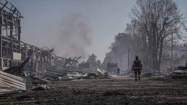 Удар по селу Мила на Київщині: 38 загиблих, постраждалих зросло до 52