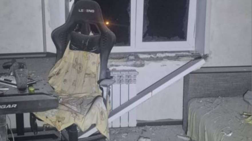 Російський дрон вдарив по житловому будинку в Запоріжжі: двоє поранених