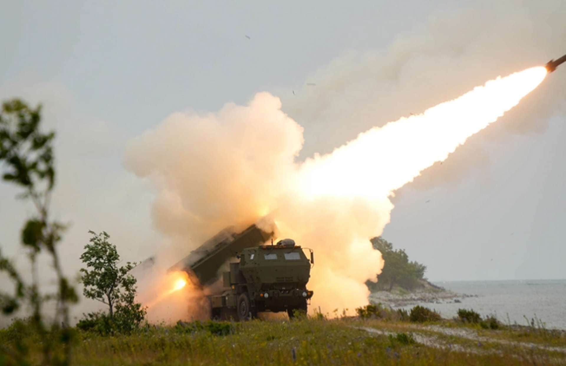 США обійшли Конгрес для прискорення продажу зброї ОАЕ та Кувейту на мільярди доларів