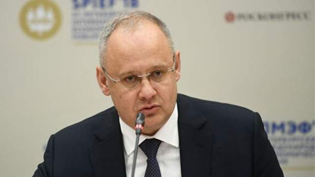 Московські аеропорти другу ніч поспіль зупиняли роботу після попередження Зеленського