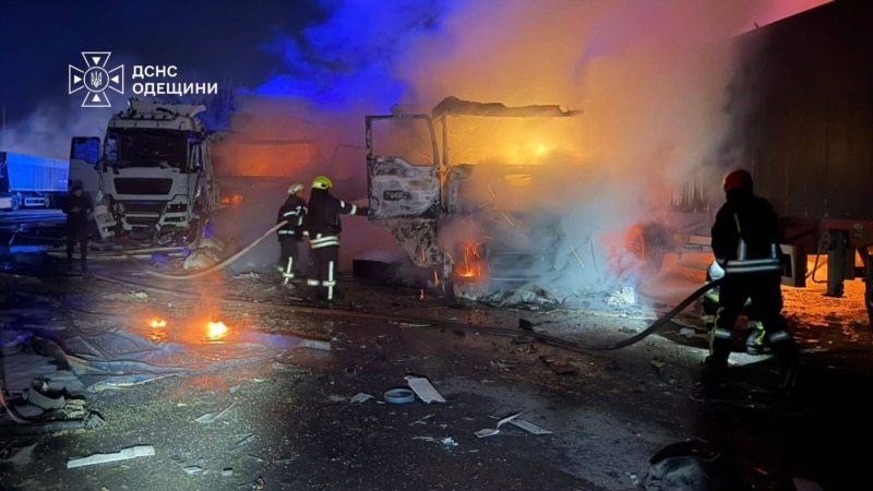 Атака на Одесу: 17 постраждалих включно з трьома дітьми, уражена 21-поверхівка