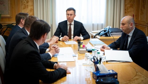 Уряд перевіряє якість харчування у школах після скандалу в Чернівцях