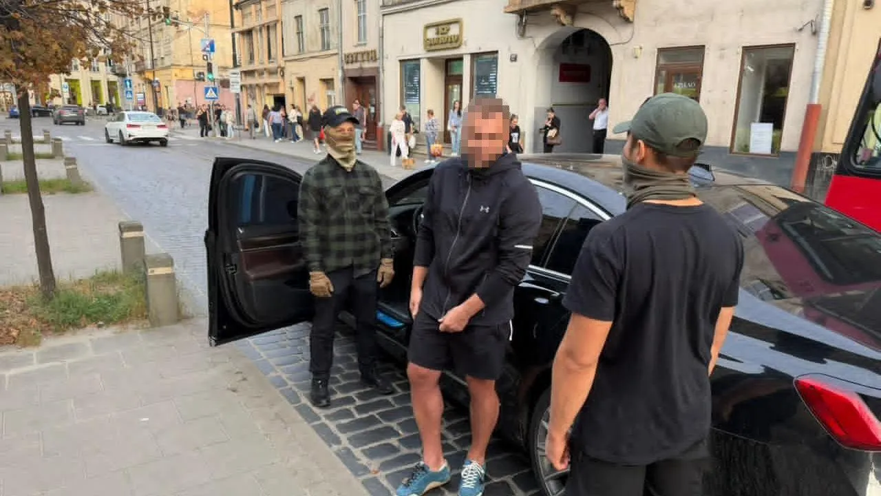 НАБУ і САП провели операцію «Карфаген»: чиновник ОГП «кришував» шахрайські кол-центри