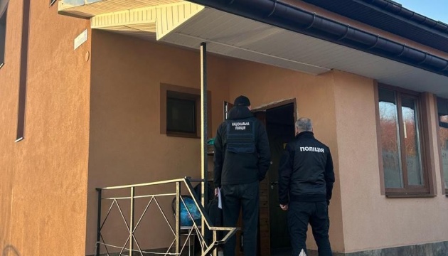 Нацполіція провела 70 обшуків у медзакладах через розкрадання коштів на сотні мільйонів