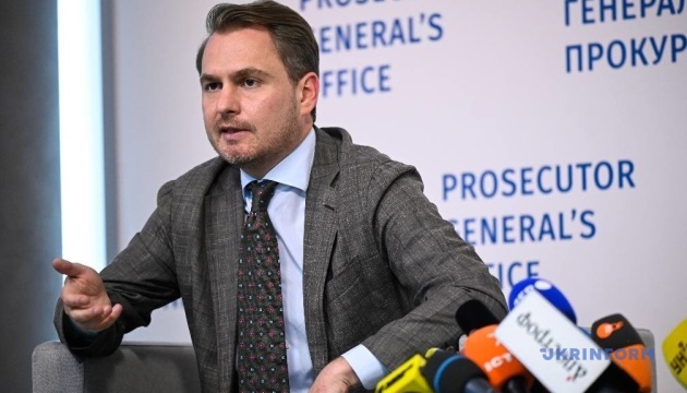 Операція «Карфаген»: Кравченко не піде у відставку, суд арештував водія Кропиви