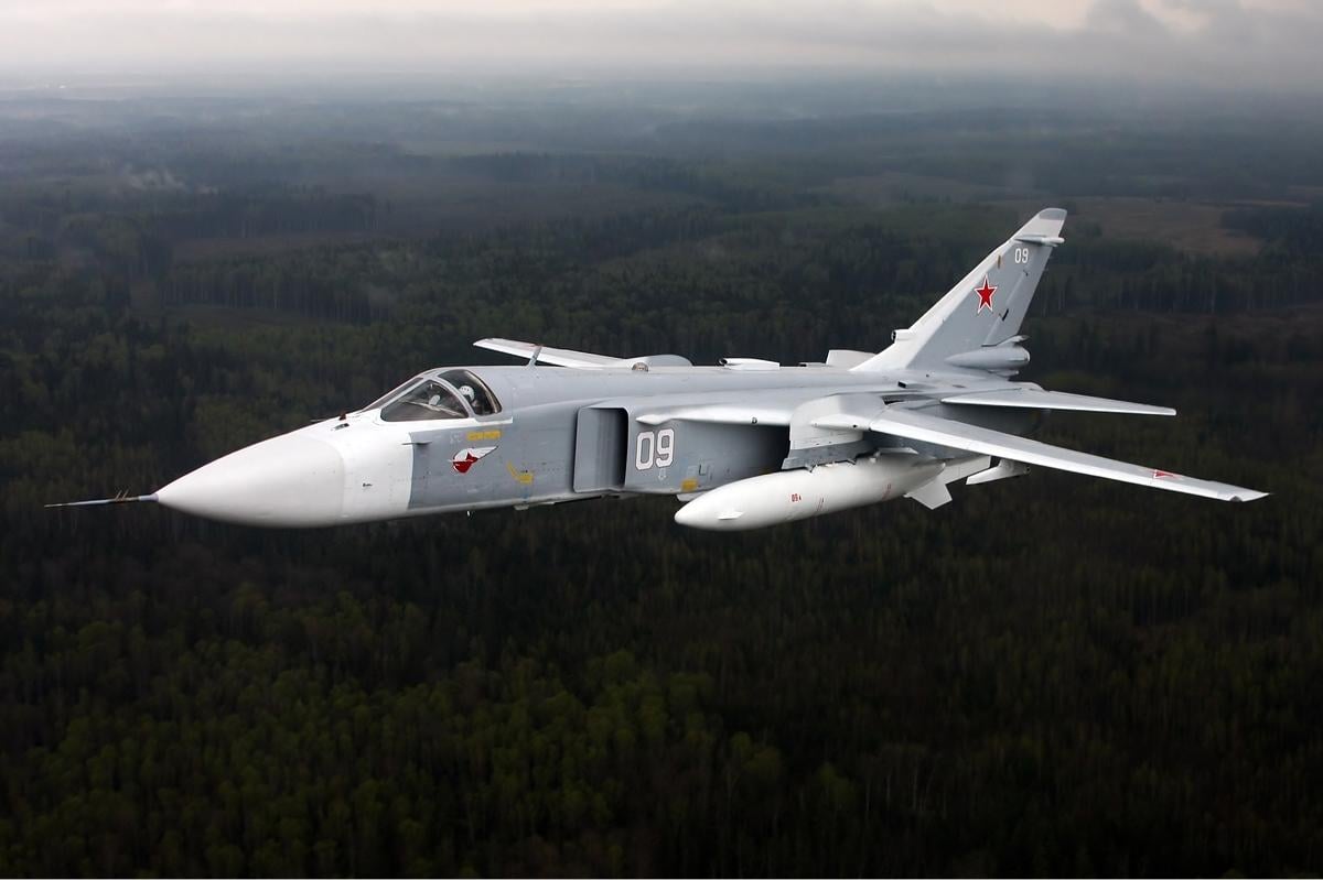 ГУР вразило бомбардувальник Су-24 на аеродромі в окупованому Криму