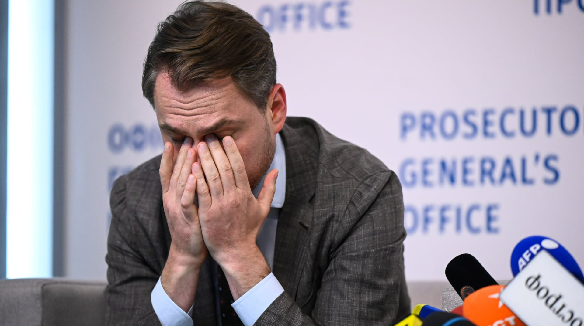 Генпрокурор Кравченко подав у відставку на тлі скандалу «Карфаген»