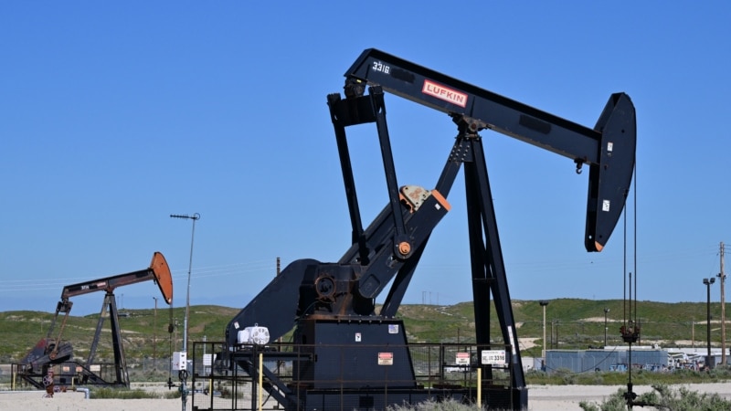 Ціна нафти Brent перевищила $100 на тлі загострення конфлікту США та Ірану