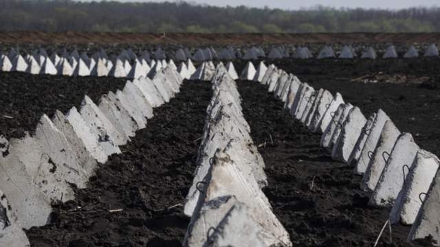 В Україні запровадили спеціальний режим у кілометровій смузі вздовж кордону з РФ та Білоруссю