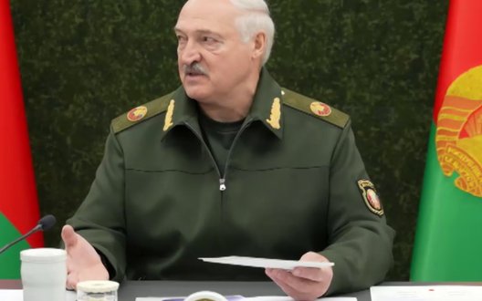 Лукашенко наказав перевірити боєготовність усієї армії Білорусі аж до мобілізації