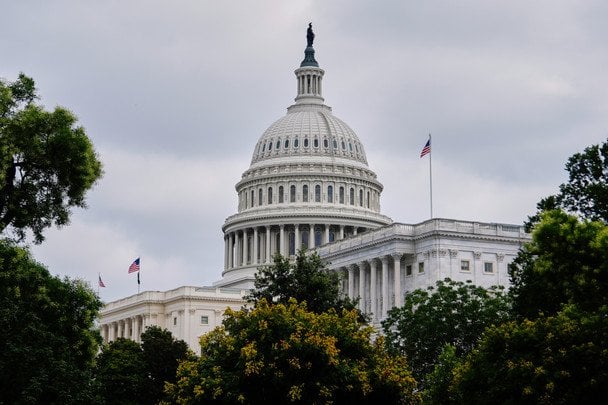 Вибори до Конгресу США: демократи вперше за десятиліття обійшли республіканців