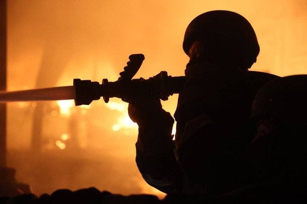Росія вдарила дроном по торговельних центрах у Харкові