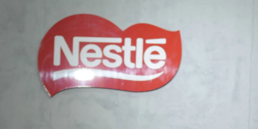 Путін підписав указ про конфіскацію активів Auchan, Nestle та Leroy Merlin у Росії