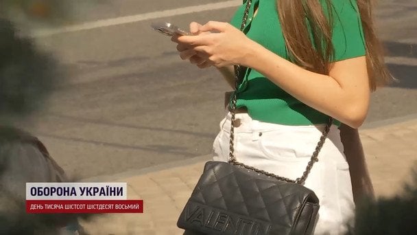 Шахрайські кол-центри в Україні: мільйони на дзвінках та причетність правоохоронців
