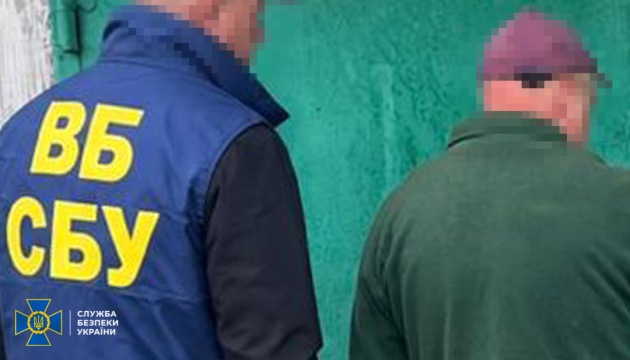 СБУ затримала агента ГРУ, який влаштувався на заводи Дніпра для коригування ударів РФ