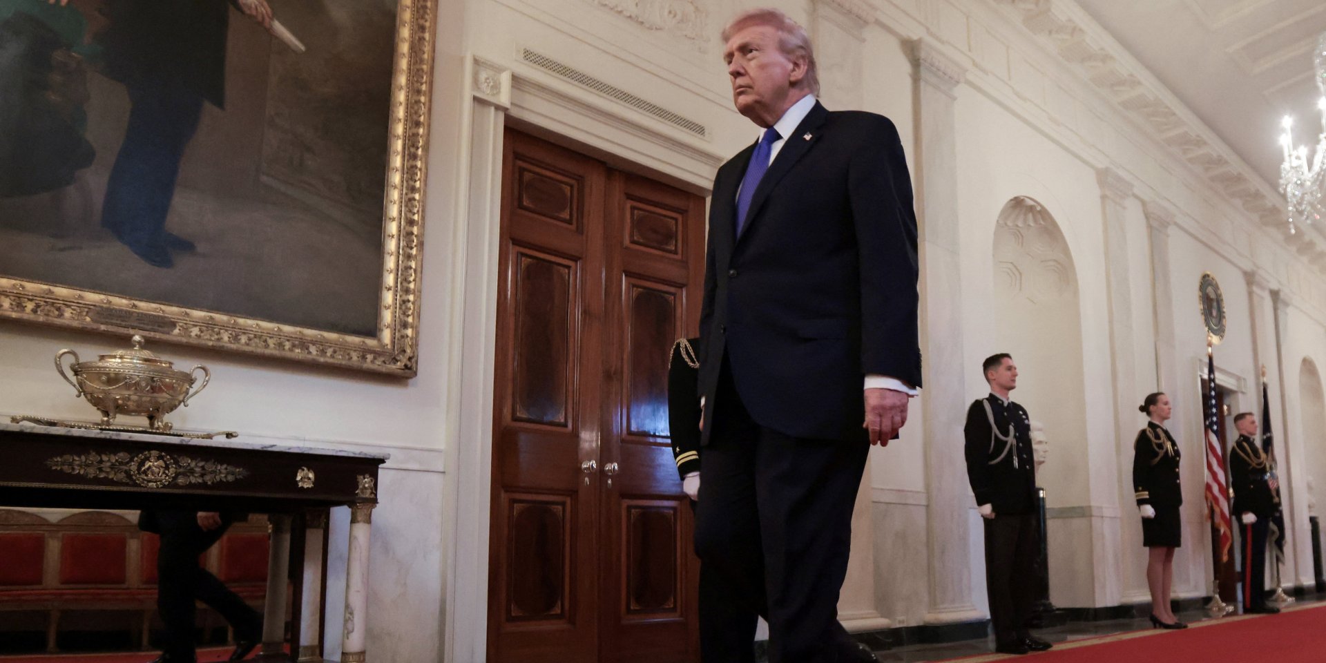 Трамп заявив про «майже безмежні» запаси зброї США і звинуватив Байдена у передачі озброєнь Україні