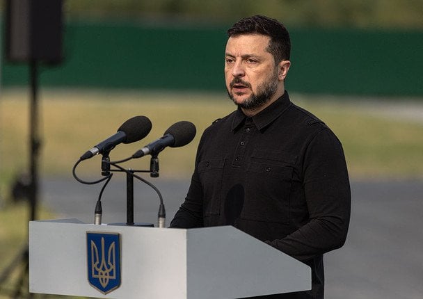 Зеленський відповів Трампу: Україна зупинить удари по НПЗ Росії за умов деескалації