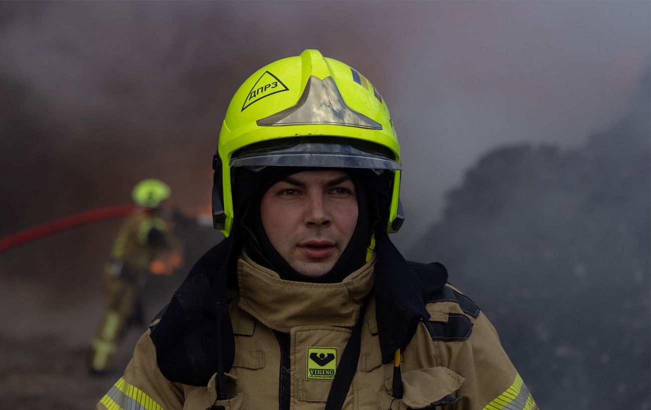 Росія атакувала Київ дронами: пошкоджено склад, уламки впали поблизу будинків