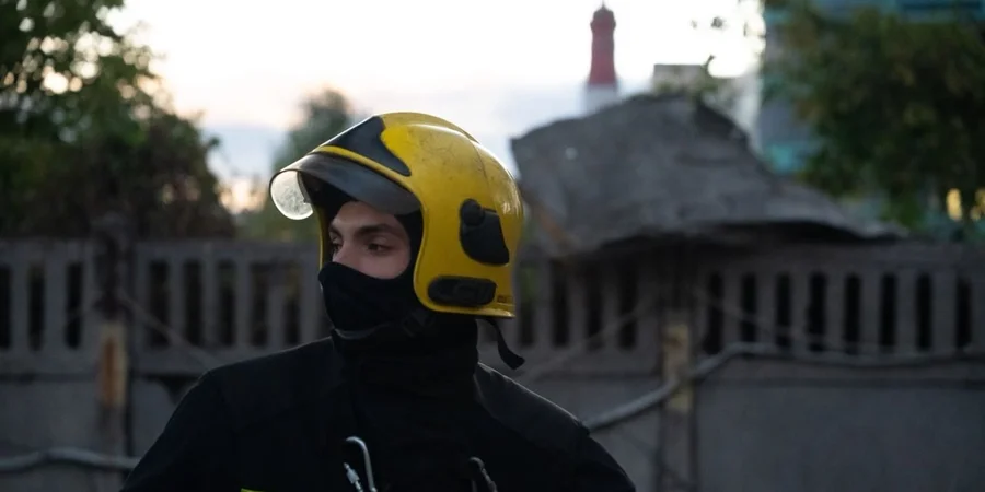 Дрони РФ атакували дві АЗС у Києві: пожежі у Голосіївському та Дарницькому районах
