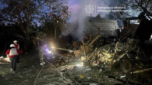 Росія атакувала Запоріжжя: загинули дві жінки, зруйновано будинок