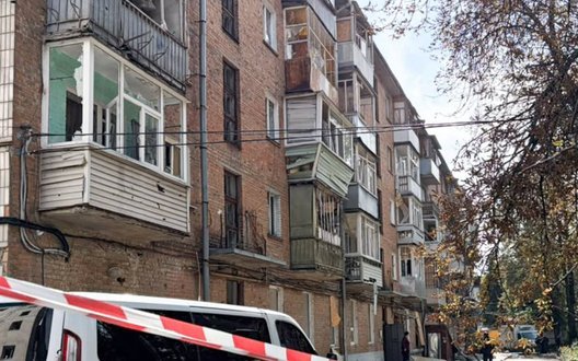 РФ вдарила КАБами по Сумах: двоє загиблих та 23 поранених, серед яких четверо дітей