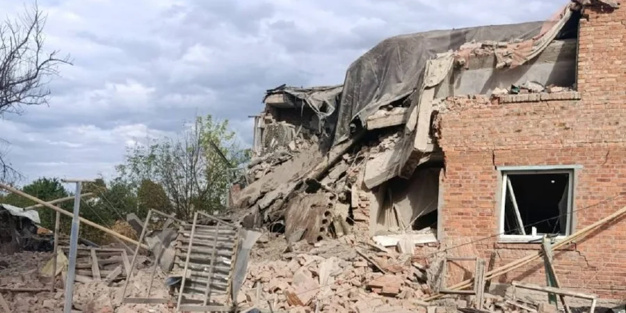 РФ завдала ракетного удару по Леб'яжому на Харківщині: четверо постраждалих, серед них двоє дітей
