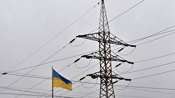 Дрони РФ атакували промислові підприємства та ЛЕП на Полтавщині: 500 без світла