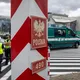 Дрон РФ влучив поблизу КПП «Ягодин»: Польща підняла авіацію та закрила аеропорти