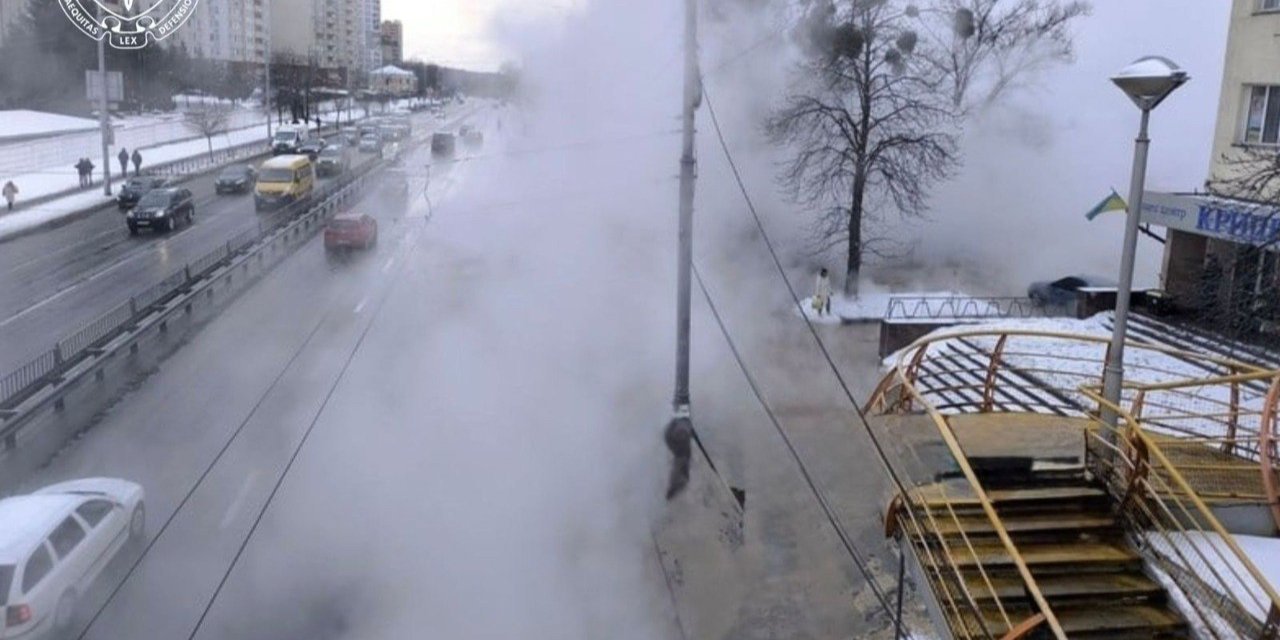 У Києві померла 16-річна дівчина, яка в січні впала в яму з окропом та отримала 73% опіків тіла