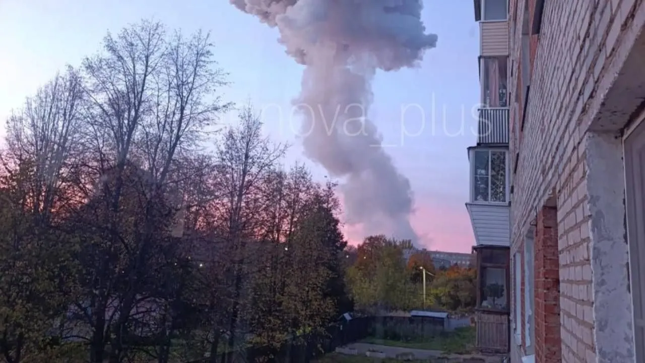 Вибух на хімзаводі ВПК Росії під Москвою: 7 загиблих, обрушився цех