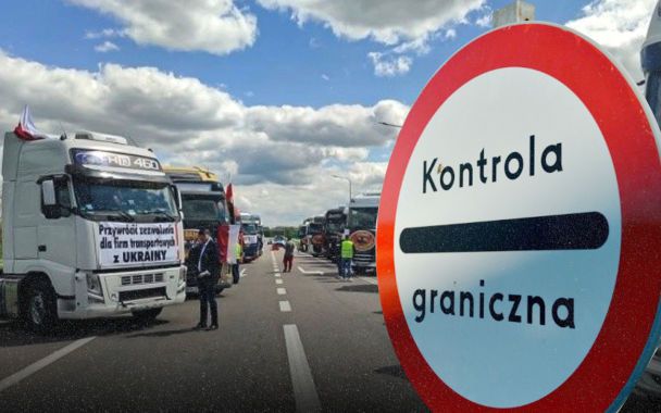 Нічна атака дронів на Київ: уламки у Дніпровському районі, пожежі та поранені