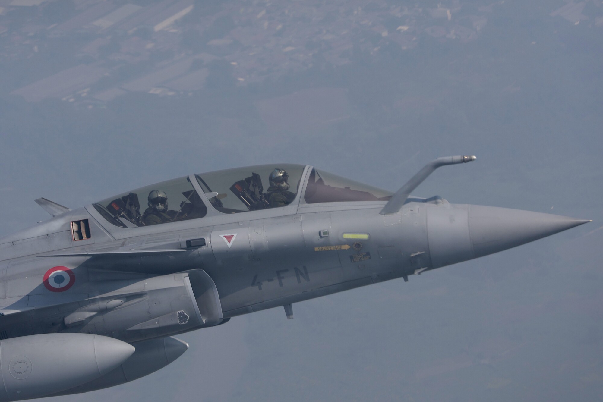 Зеленський повідомив, що українські пілоти розпочнуть навчання на Rafale — Франція готує новий оборонний пакет