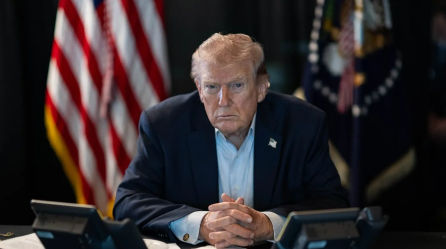 Трамп відклав удари по іранській енергетиці на 5 днів після переговорів: Тегеран заперечує домовленості